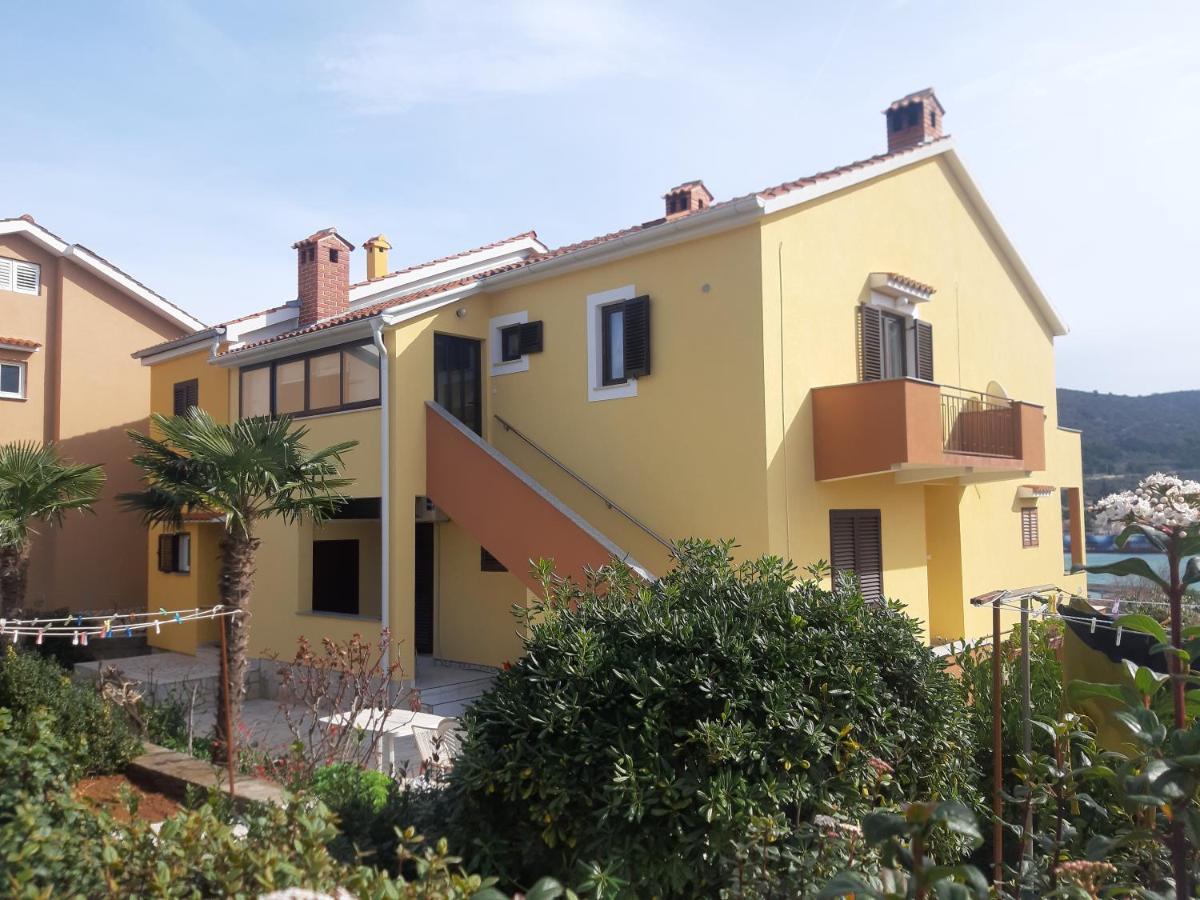 Apartmani Ana Cres Exteriér fotografie