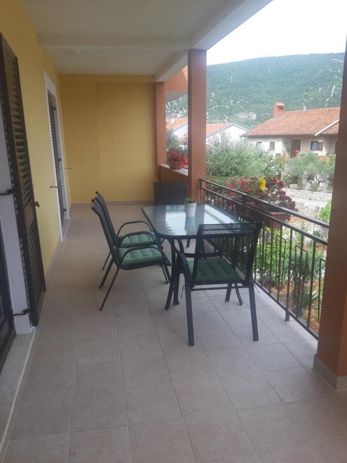 Apartmani Ana Cres Exteriér fotografie
