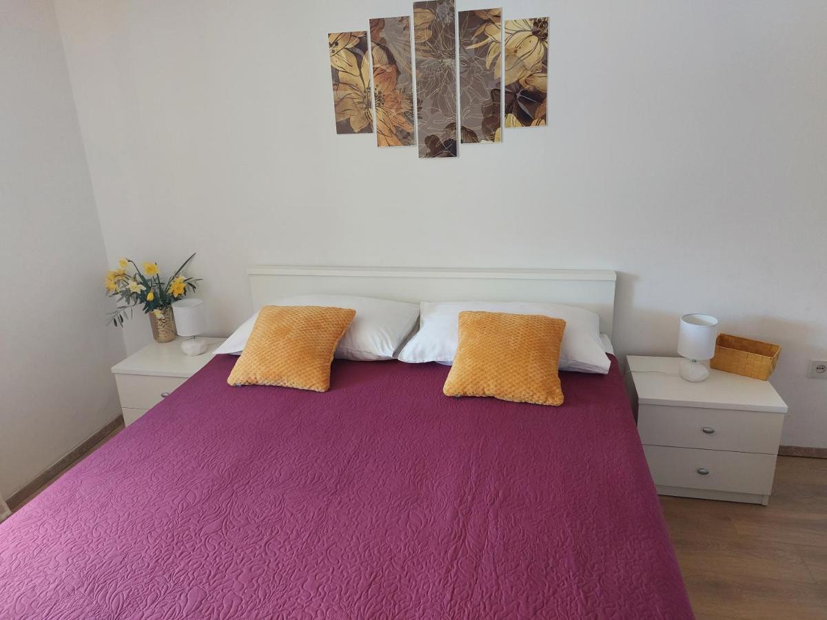 Apartmani Ana Cres Exteriér fotografie