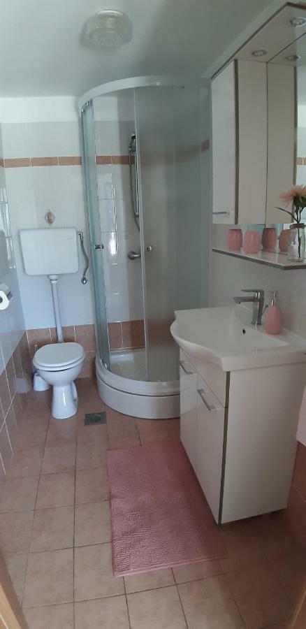 Apartmani Ana Cres Exteriér fotografie